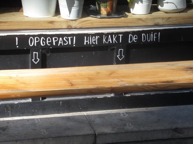 A is gewAArschuwd.